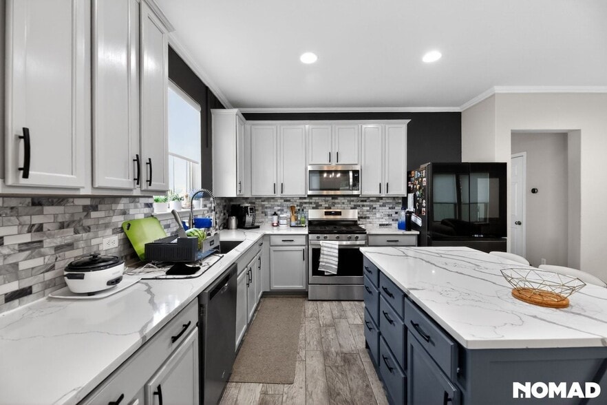Building Photo - 417 Ln Dera Dr