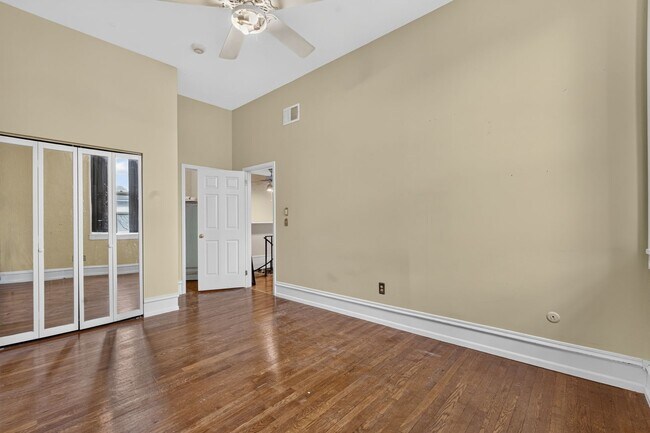 Building Photo - 2400 Baynard Blvd
