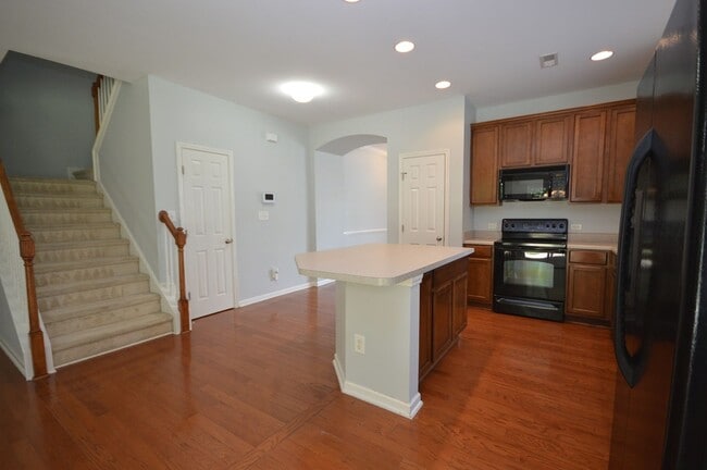 Building Photo - 1507 Hinchliff Ct