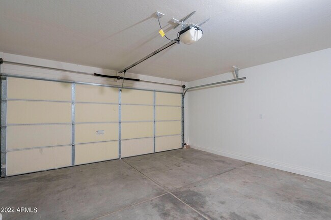 Building Photo - 2011 S 172nd Ave