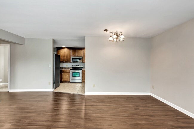 Building Photo - 2804 Thurman Cir SW