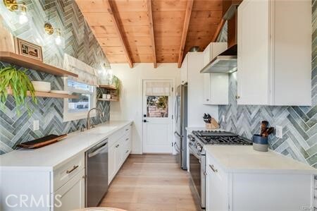 Building Photo - 325 W Avenida Palizada