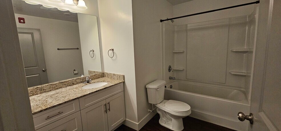 Building Photo - 875 S Depot St