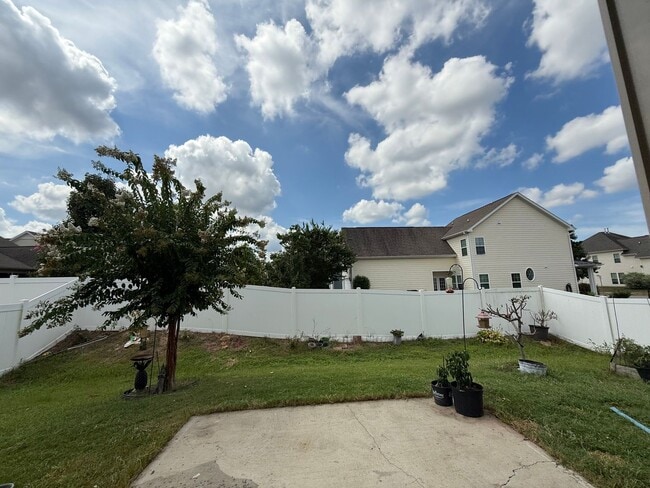 Building Photo - STUNNING HOME IN DESIRABLE MORRISVILLE LOC...