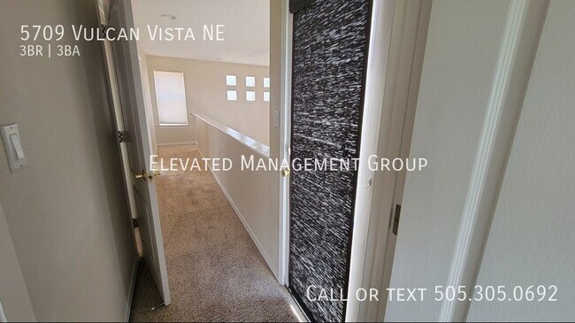 Building Photo - City and Mountain Views! The Aerie at High...
