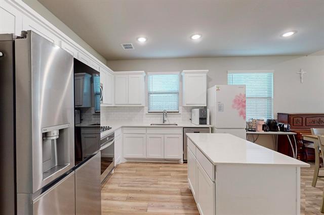Building Photo - 1103 Enchanted Rock Ln