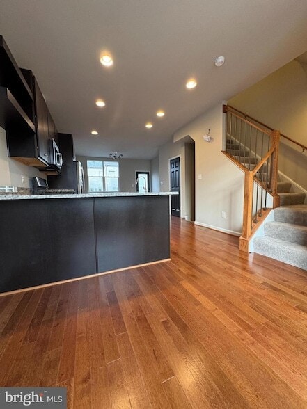 Building Photo - 42658 Alicia Terrace