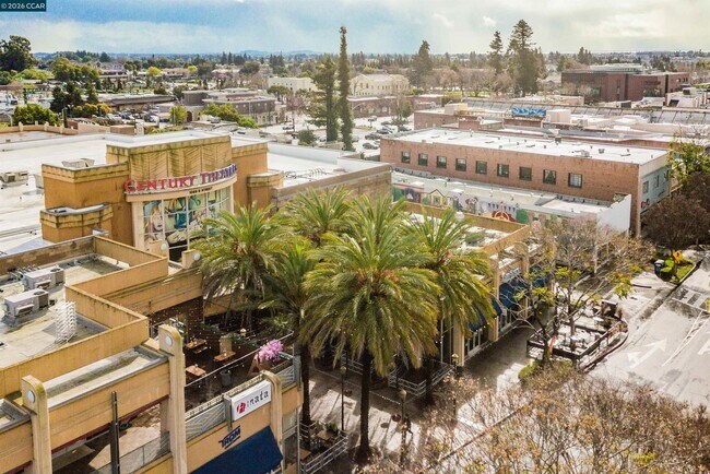 Building Photo - 1315 A St