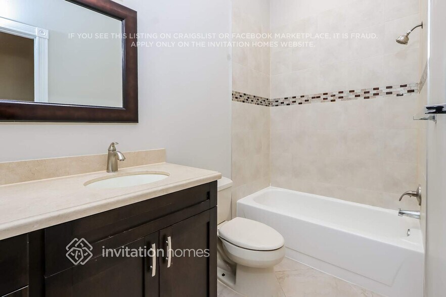 Building Photo - 1140 Gator Trail