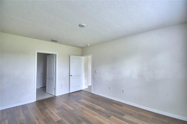 Building Photo - 5628 Siltstone St