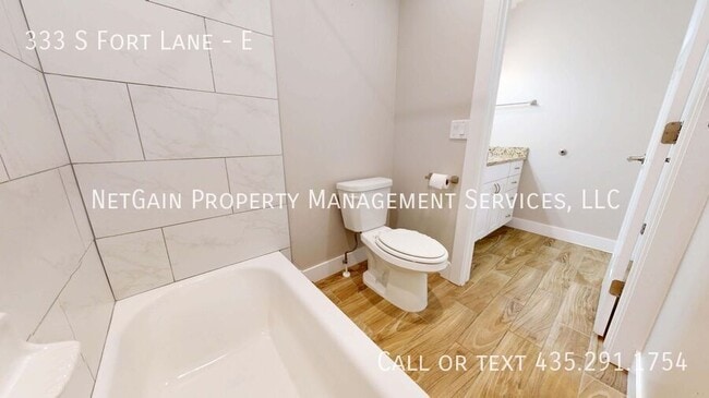 Building Photo - 333 S Fort Ln