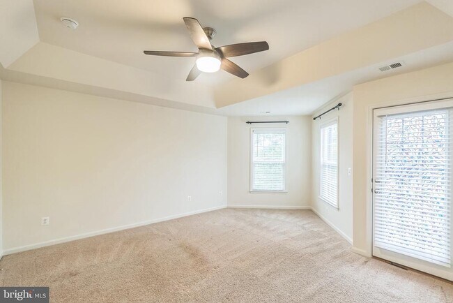 Building Photo - 42385 Trellis Square