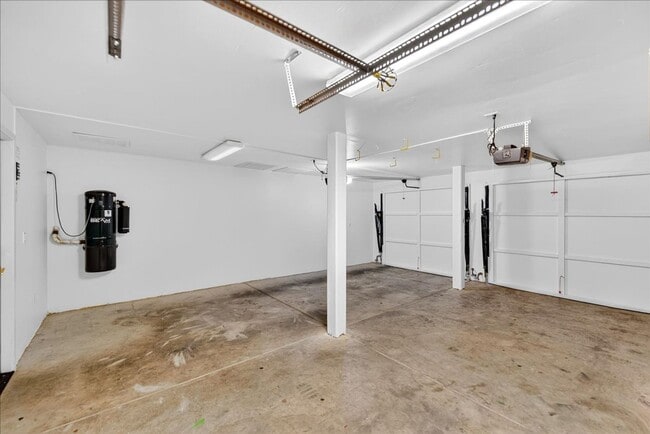 Building Photo - Gorgeous Executive Home Over Downtown Los Gatos