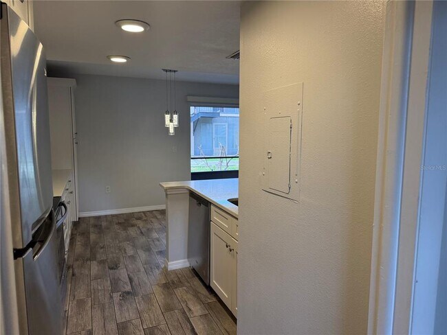 Building Photo - 1167 Calle Del Rey