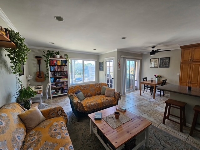 Building Photo - 3844 Groton St