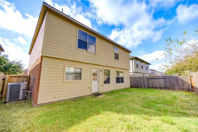 Building Photo - 19506 Lighthouse Scene Ln
