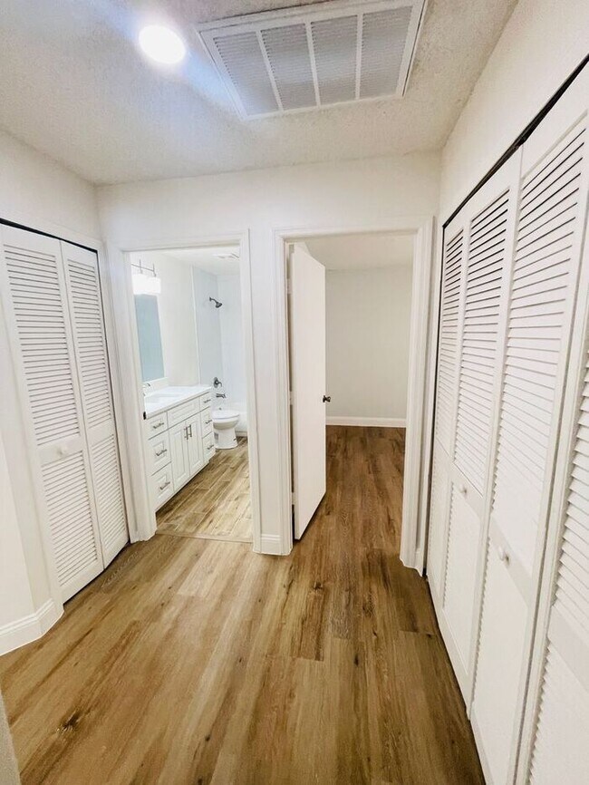 Building Photo - Greenpointe13403 Greenpoint Drive Orlando, FL 32824