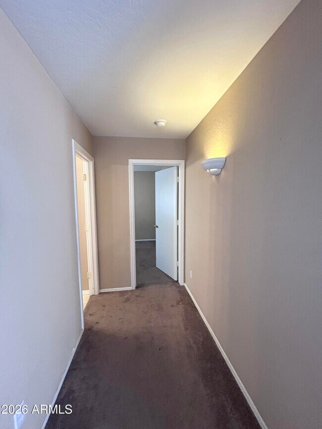 Building Photo - 3174 W Carlos Ln