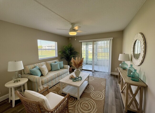 Building Photo - 20 Saxony A