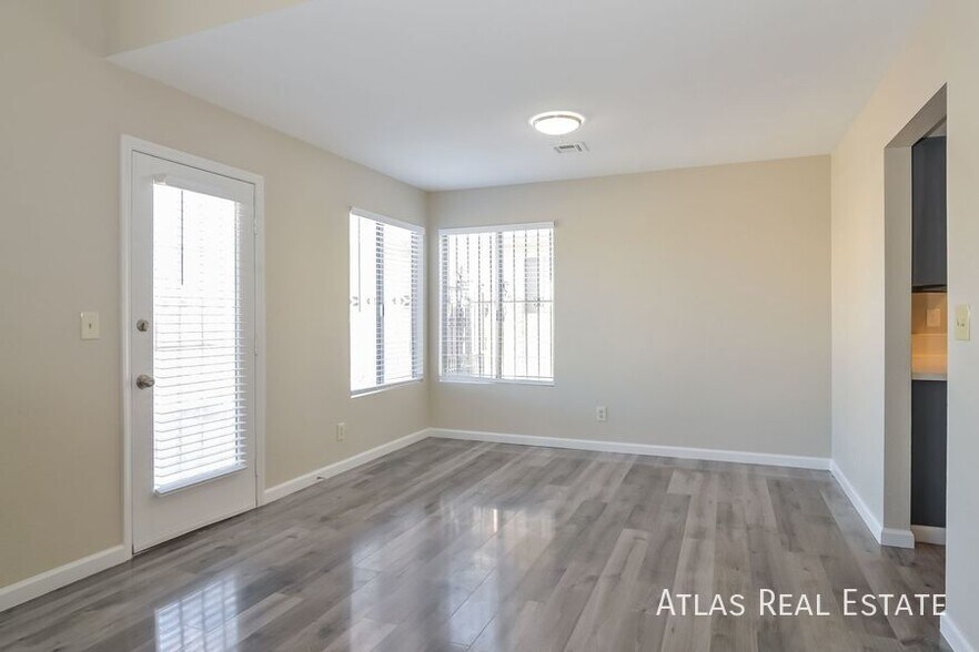 Building Photo - 549 Tabony Ave