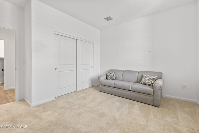 Building Photo - 30732 S Osprey Dr