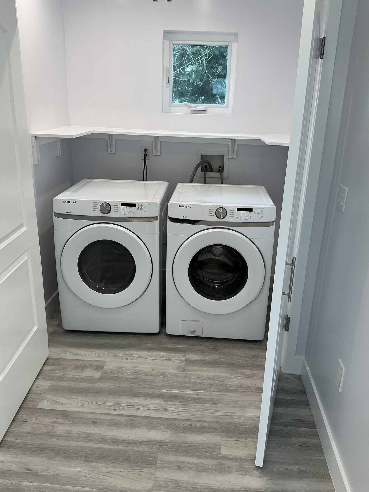 IN UNIT WASHER AND DRYER - 5229 Maryland Ave