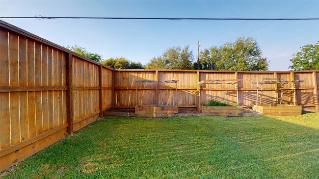 Building Photo - 15319 Cobblestone Point Ct