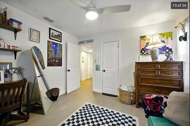 Building Photo - 1466 15th St S