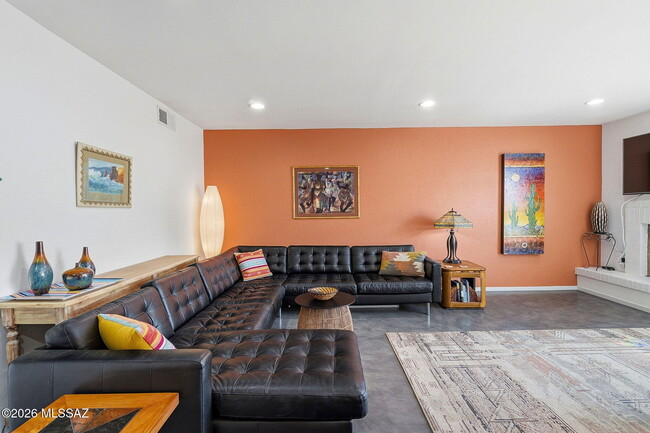 Building Photo - 6745 N Quartzite Canyon Pl