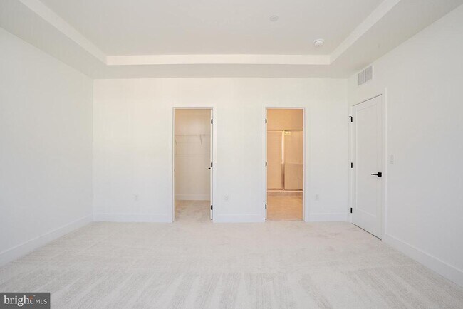 Building Photo - 8104 Donatello Dr