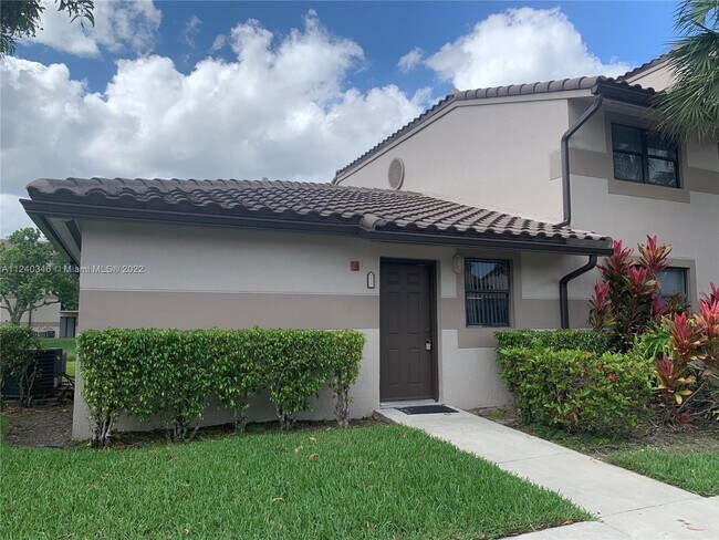 Building Photo - 9919 Nob Hill Ct