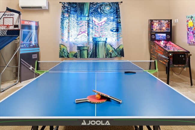 Building Photo - 6708 E Calle de Las Estrellas Rd