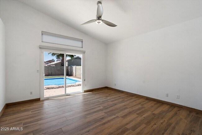 Building Photo - 4607 E Michelle Dr
