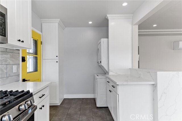 Building Photo - 1039 Simmons Ave