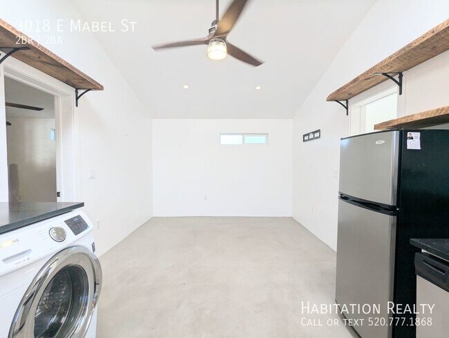 Building Photo - Remodeled 2Bed/2Bath Home, at the Blenman-...