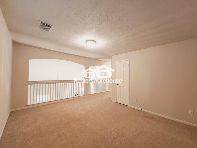 Building Photo - 16915 Melvin Oaks Ct