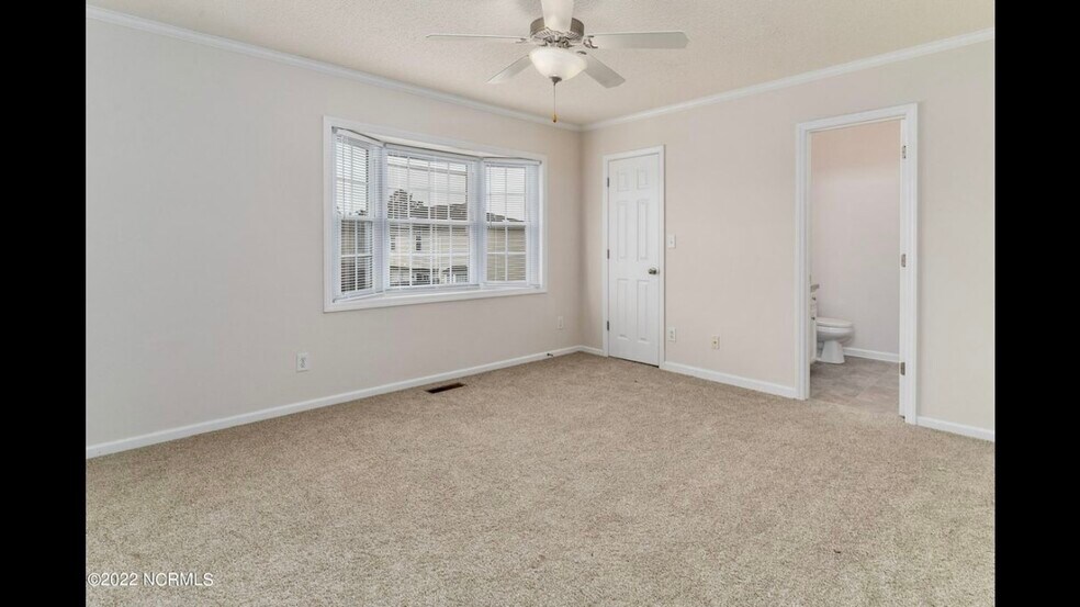 Building Photo - 3809 E Vancroft Cir