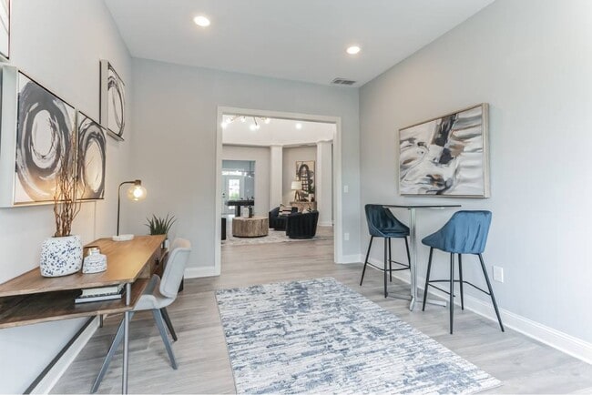 Building Photo - Summit Place at Limestone