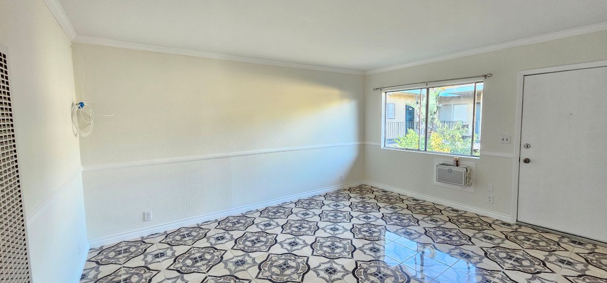 Building Photo - 14075 Foothill Blvd