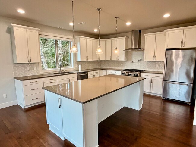 Building Photo - Cedar Park Home