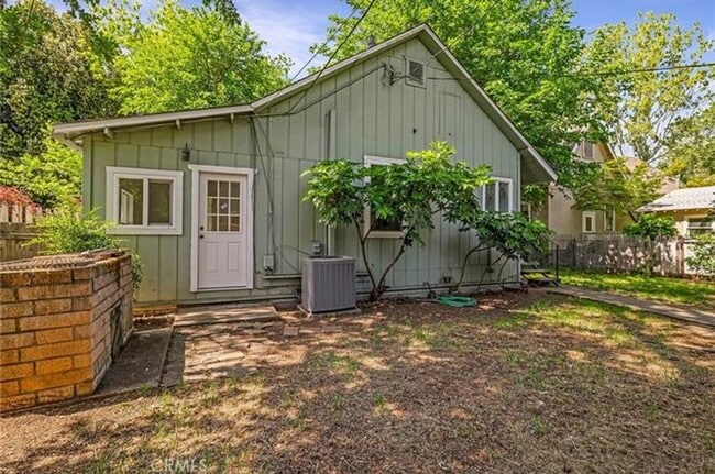 Building Photo - Chico home for rent 3 bed 2 bath, yard cha...