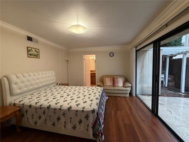 Building Photo - 1015 Arcadia Ave