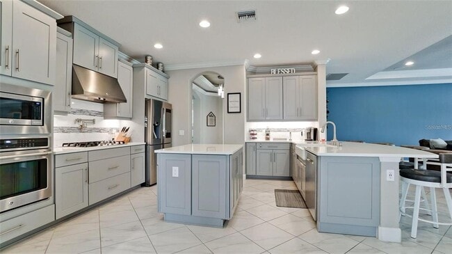 Building Photo - 5738 Hydrangea Cir