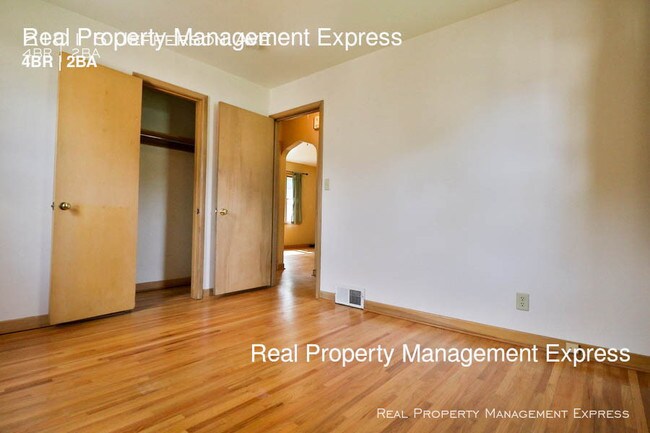 Building Photo - 2101 S Jefferson Ave