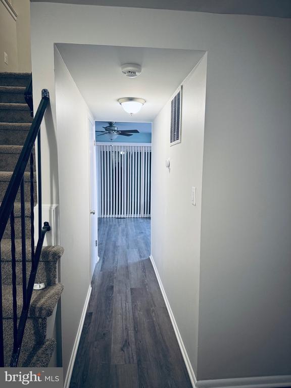 Building Photo - 15839 Millbrook Ln