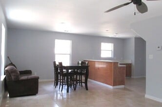 Building Photo - 1404 Ave B