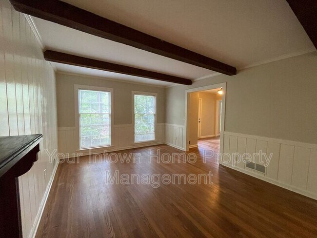 Building Photo - 2694 Shetland Dr