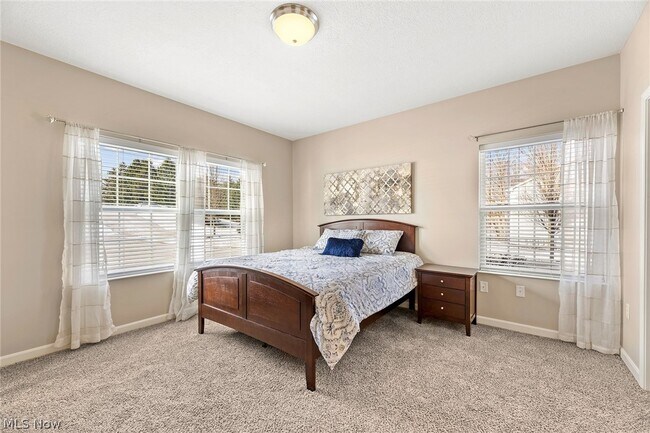 Building Photo - 558 Colony Park Dr