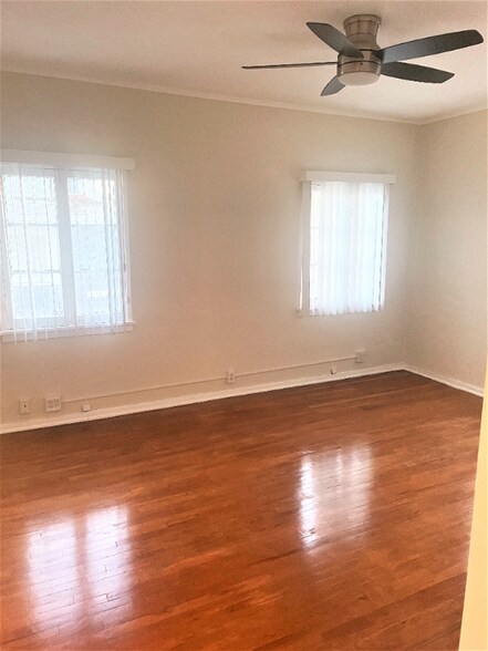 Building Photo - 141 N Bonnie Ave