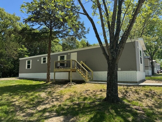 Primary Photo - 27a Fox Haven Dr